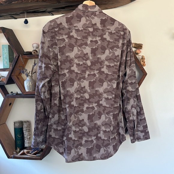 Men’s button down - Picture 5 of 5